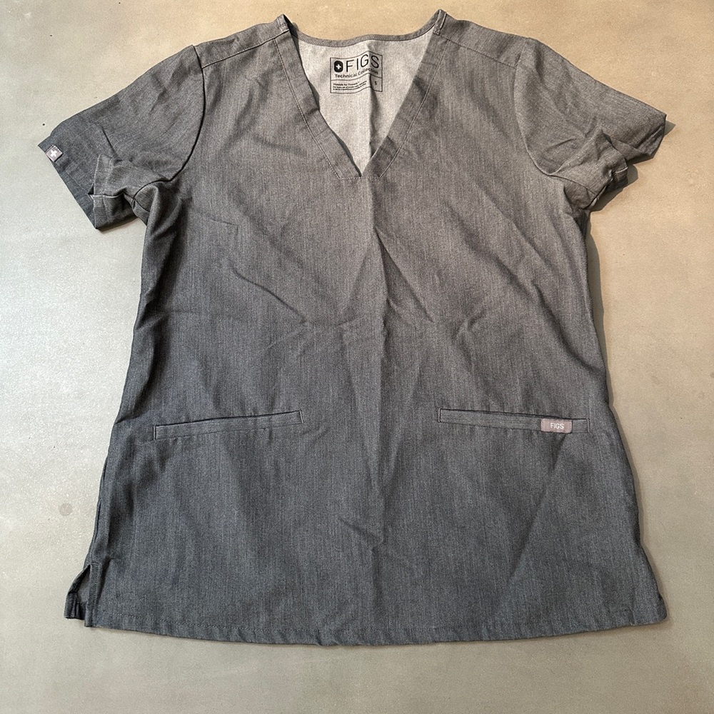 Figs Women’s Casma Scrub Top - Size small